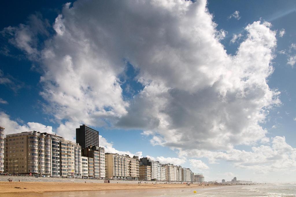 Hotel Royal Astrid Ostende Exterior foto